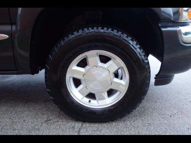 2005 GMC Sierra 1500 SLE 4dr Crew Cab SLE